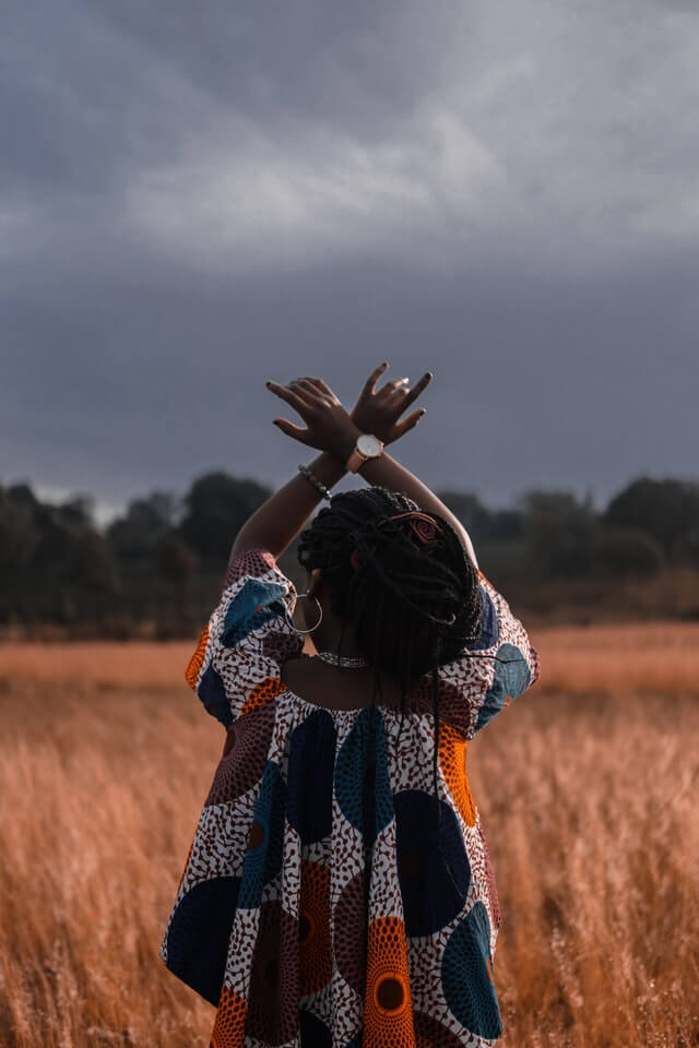 ian-kiragu-GSh_PwsZsPQ-unsplash Woman in Field - Chains